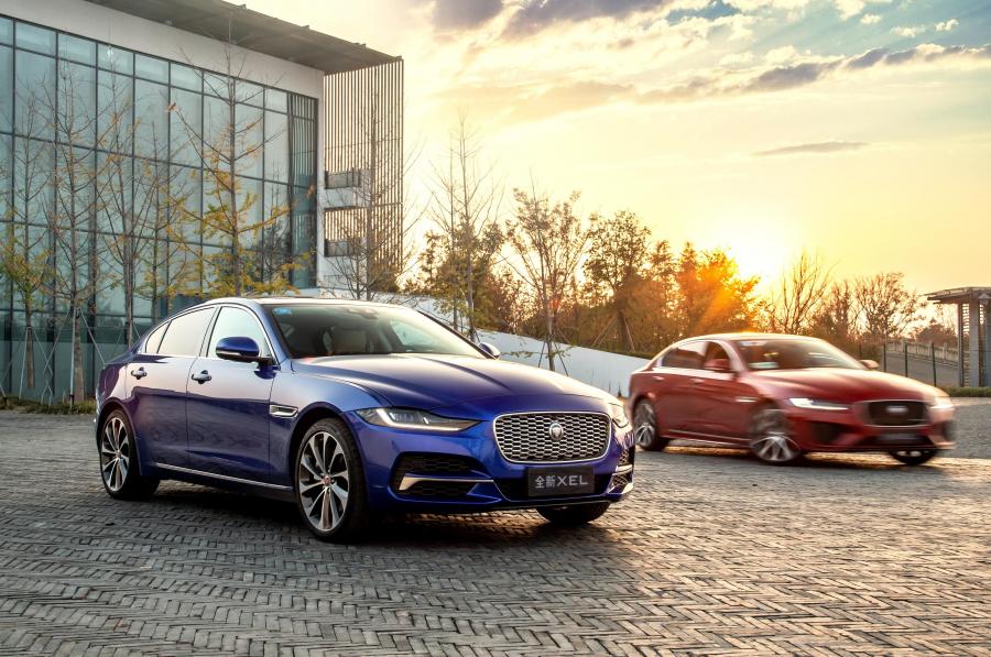  Jaguar XE L P200 S 2019 года  (CN) (фото 6 из 32)